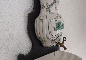 belíssima fonte decorativa, cerâmica pintada à mão (Conímbriga)
