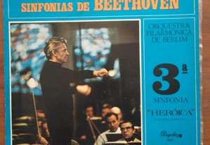 vinil: "Von Karajan dirige sinfonias de Beethoven"