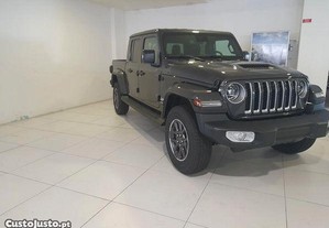 Jeep  Gladiator 3.0 CRD Overland AT8