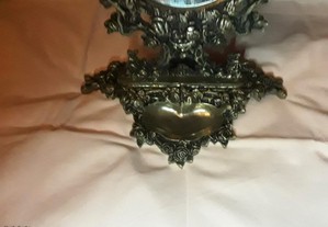 Espelho vitoriano folhado em prata