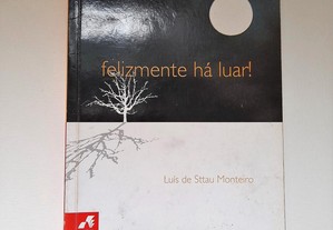 Livro Felizmente há luar de Luís de Sttau Monteiro