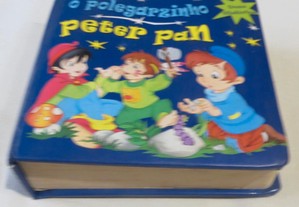 Livro infantil Contos da Avozinha com 2 histórias O Polegarzinho Peter Pan