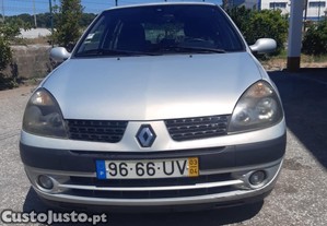 Renault Clio Billabong - 03