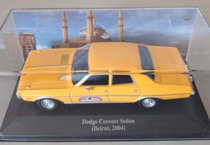 * Miniatura 1:43 Colecção "Táxis do Mundo" Dodge Coronet (2004) Beirute 2ª Série