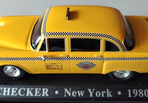 * Miniatura 1:43 Táxi Checker (1980) | Cidade Nova Iorque | 1ª Série