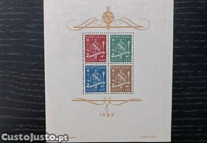 Selos de Portugal, Bloco Centen�rio da Escola Naval, MH*