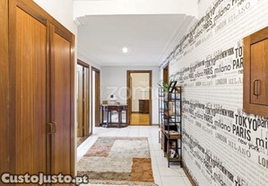 Apartamento T3 Com 151 M² | Com Garagem | Vila...