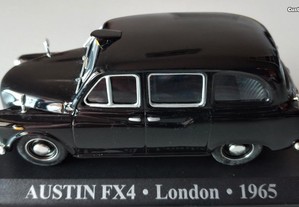 * Miniatura 1:43 Táxi AUSTIN FX4 (1965) | Cidade Londres | 1ª Série