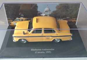 * Miniatura 1:43 Colecção "Táxis do Mundo" Hindustan Ambassador (1995) Calcutá 2ª Série