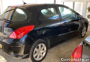 Peugeot 308 1.6 HDI - 08