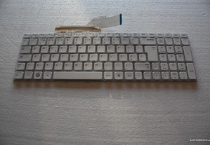 teclado Samsung np300E5a, np300E5c, np305E5a - tg9