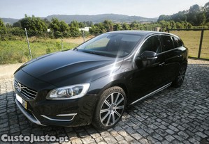 Volvo V60 Plug In Hybrid - 14