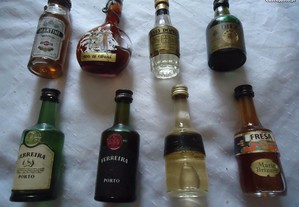 Mini Garrafas de bebidas antigas várias marcas