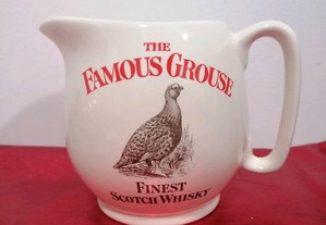 Jarro em loiça inglesa com publicidade de whiskey The Famous Grouse