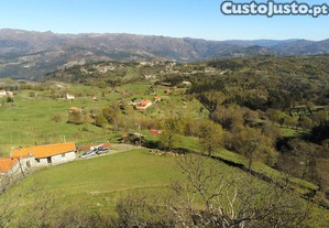 2 Terrenos um com 3.500m2 para construo e outro 1500m2 zona Gers