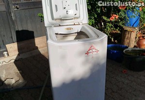 Mquina de lavar roupa Whirlpool
