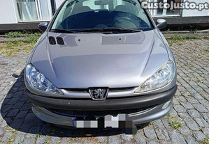 Peugeot 206 1.1 - 04