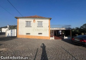 Viva no Corao de Cho de Couce   Moradia Espaosa com Pomar e Vistas nicas