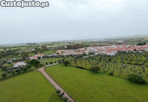 Magn�fica Quinta em Monforte com Vista Panor�mica e Piscina