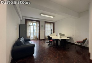 Martim Moniz - Executive Office - Parking space - City   center