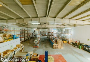 Armaz�m na Urbaniza��o industrial Quinta dos Machados, Moita