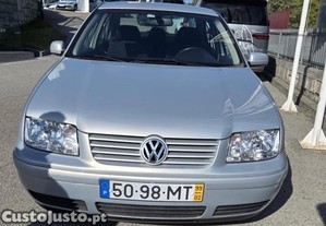 VW Bora Highline 1.9 TDI - 99