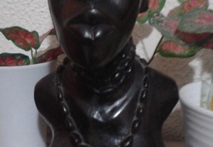 Escultura Angolana em Pau Santo original