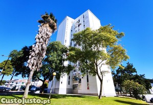 T2 com Vista nica para o Cristo Rei   Miratejo