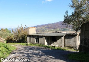 Casa para Recuperao em Cinfes - Oportunidade nica!