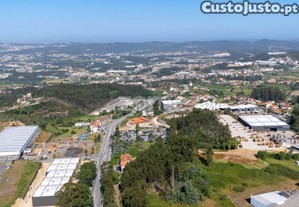 Terreno Com 874 M2, Em Vandoma, Paredes