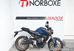Honda CB 125R - 24