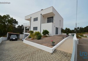 Casa / Villa T4 em Coimbra de 374,00 m²