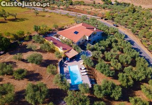 Moradia localizada na capital de distrito, no cora��o do Nordeste Transmontano.