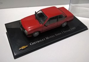 Chevrolet Monza / Opel Ascona (1985) - Miniatura Salvat/IXO escala 1/43
