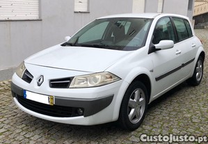 Renault Mgane 1.5 dCi - 08