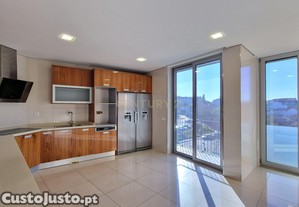 Penthouse em Viseu com Vistas Deslumbrantes