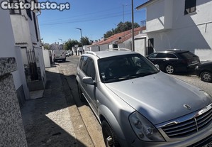 SsangYong Rexton 2 .7dxi