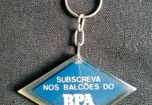 Porta chaves acrílico publicidade do Banco Português do Atlântico e " subscreva nos balcões do BPA