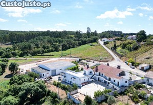 Propriedade Com Habitao E Armazm A 40 Minutos De Lisboa