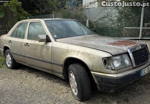 Mercedes-Benz  w124 200D para peas