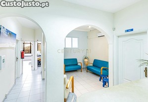 Clinica Dent�ria em Im�vel, no Centro de Portim�o