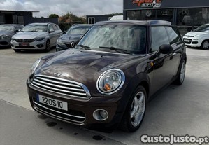 MINI Cooper D  Clubman - 14
