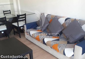 Apartamento t2 mobilado e com cozinha equipada