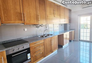 Apartamento T3 no centro de Viseu