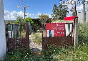 Terreno urbano de 539m2 no carregado