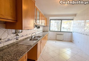 Apartamento T3 no centro de Viseu