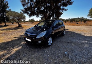 Hyundai i20 1.4 CRDI  - 09