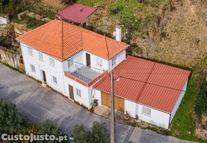 Moradia T5 quartos - Pampilhosa da Serra