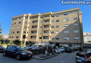 2 Quartos para ao Plo Universitrio