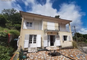 Casa de aldeia T3 em Viana do Castelo de 261,00 m²